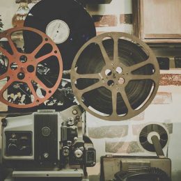 movie-918655_1280